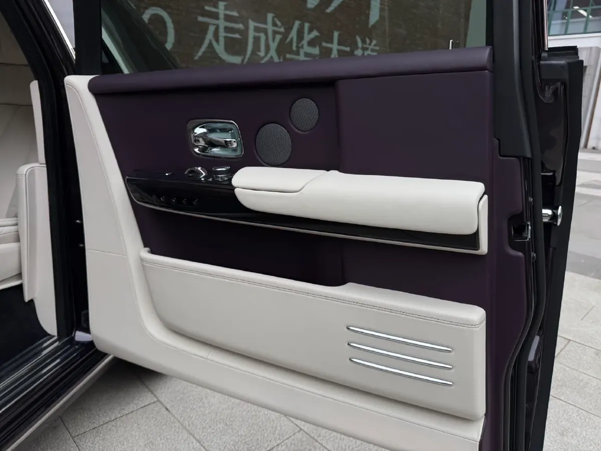 2018 Rolls-Royce Phantom 6.7T 571HP V12 8AT,autocango,china used car exporter,china ev exporter,chinese used car exporter,chinese used ev exporter