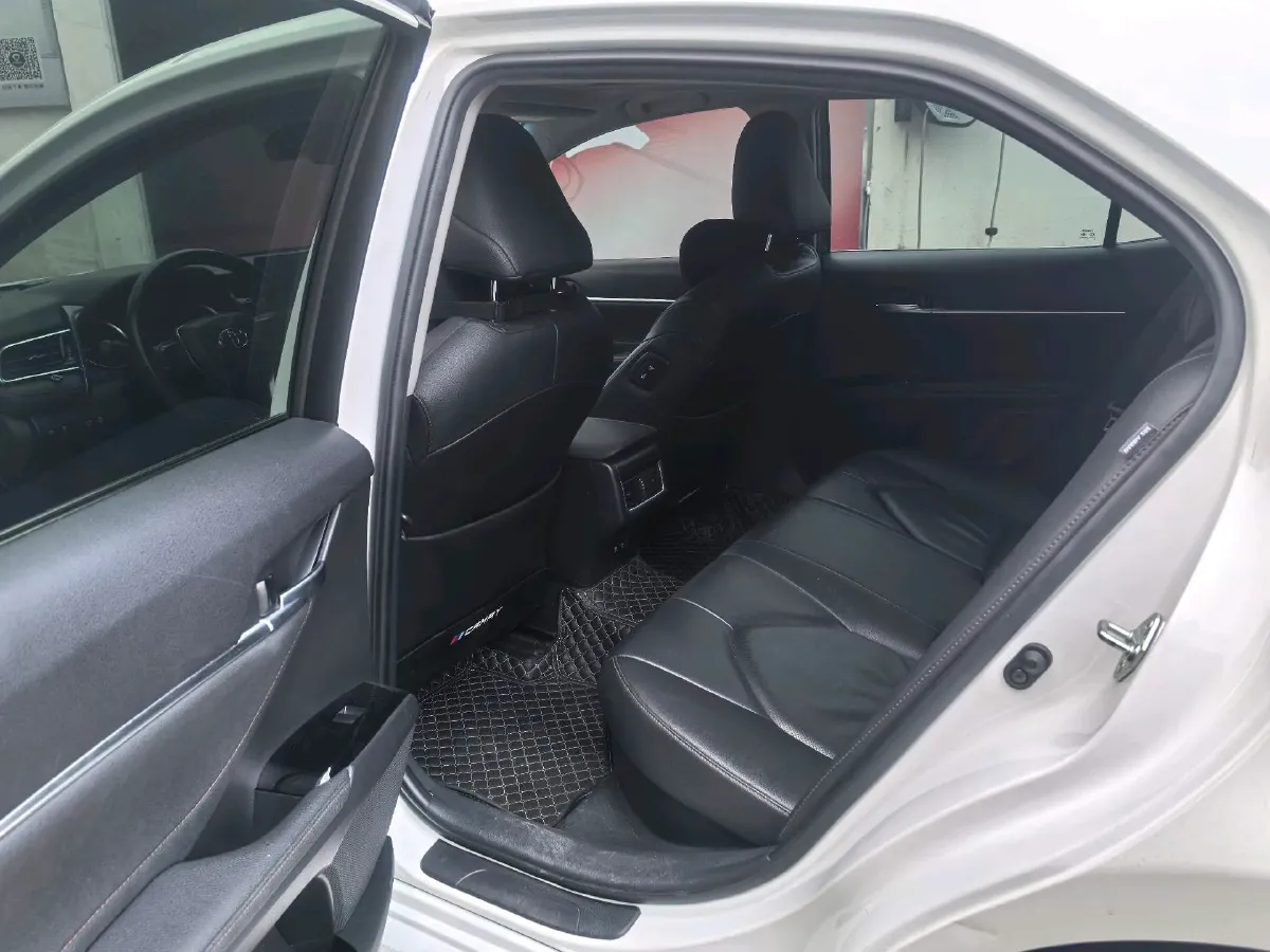 2021 Toyota Camry 2.5L 178HP L4 E-CVT Hybrid,autocango,china used car exporter,china ev exporter,chinese used car exporter,chinese used ev exporter