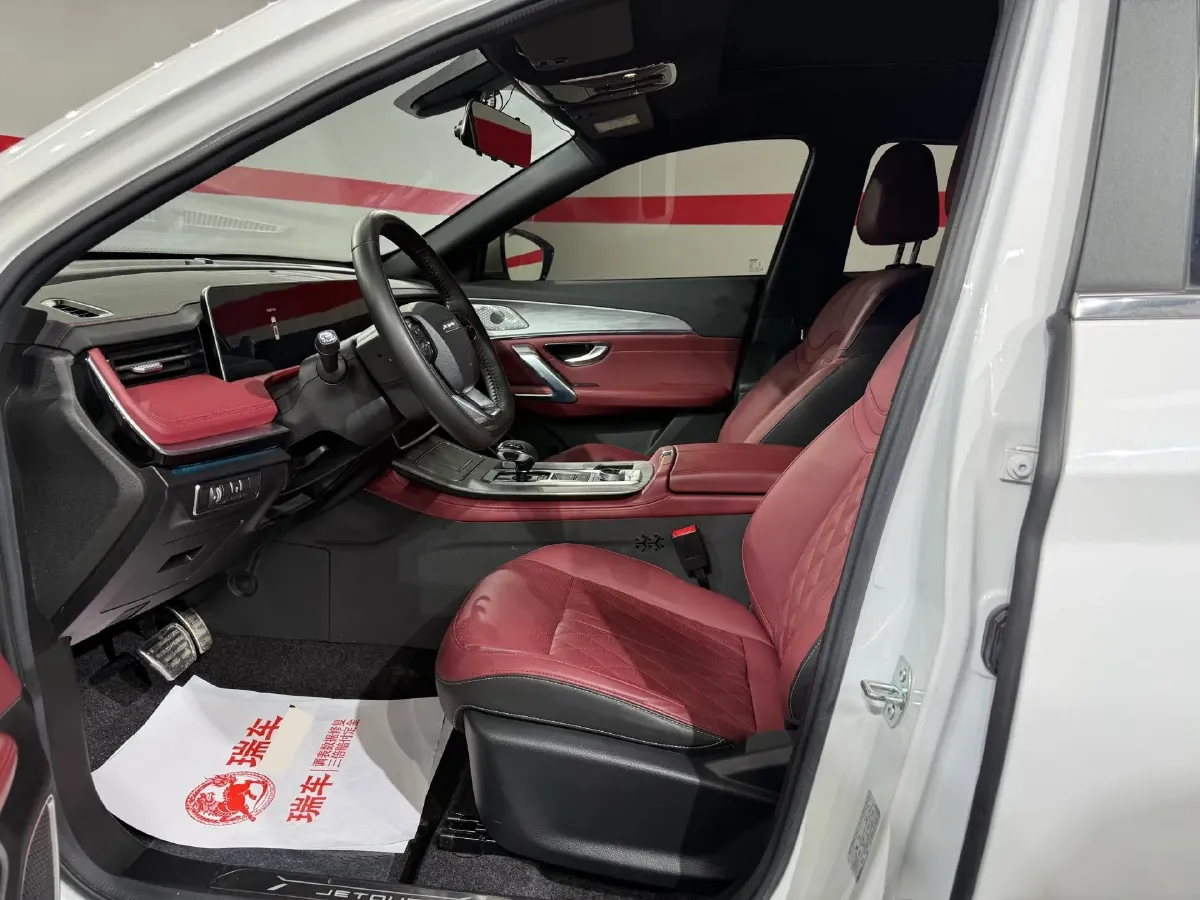 2023 ChangAn Oshan X7 Plus 1.5T 188HP L4 7DCT,autocango,china used car exporter,china ev exporter,chinese used car exporter,chinese used ev exporter