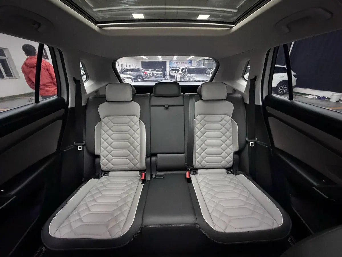 2023 Volkswagen Tayron 1.4T 150HP L4 7DCT,autocango,china used car exporter,china ev exporter,chinese used car exporter,chinese used ev exporter