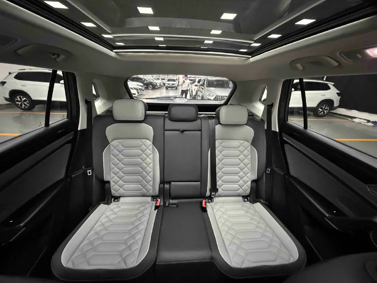 2023 Volkswagen Tayron 1.4T 150HP L4 7DCT,autocango,china used car exporter,china ev exporter,chinese used car exporter,chinese used ev exporter