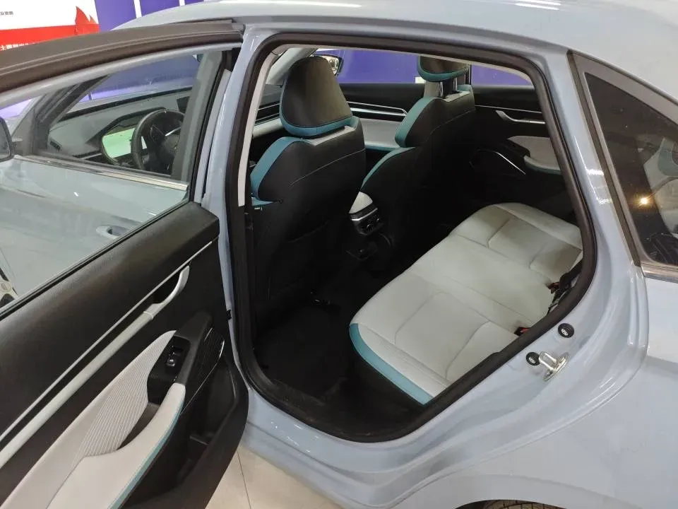 2023 Geely Emgrand 1.5L 127HP L4 CVT,autocango,china used car exporter,china ev exporter,chinese used car exporter,chinese used ev exporter