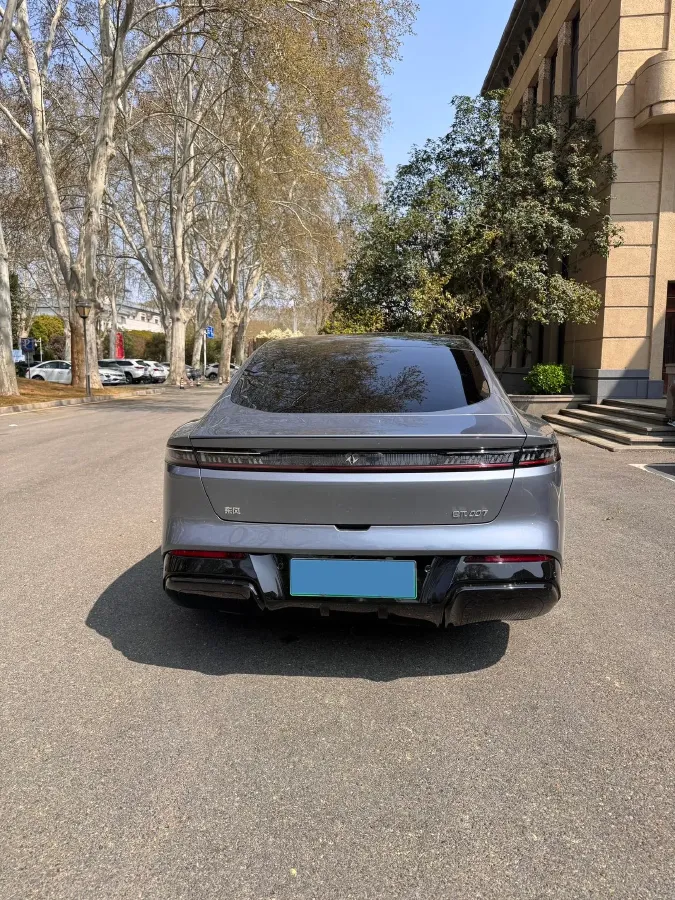 2024 DongFeng eπ eπ007 REEV 105HP REEV 28.4KWH,autocango,china used car exporter,china ev exporter,chinese used car exporter,chinese used ev exporter