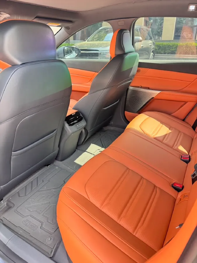 2024 DongFeng eπ eπ007 REEV 105HP REEV 28.4KWH,autocango,china used car exporter,china ev exporter,chinese used car exporter,chinese used ev exporter