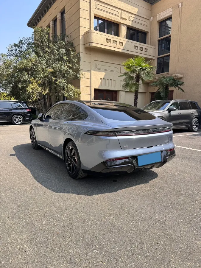 2024 DongFeng eπ eπ007 REEV 105HP REEV 28.4KWH,autocango,china used car exporter,china ev exporter,chinese used car exporter,chinese used ev exporter