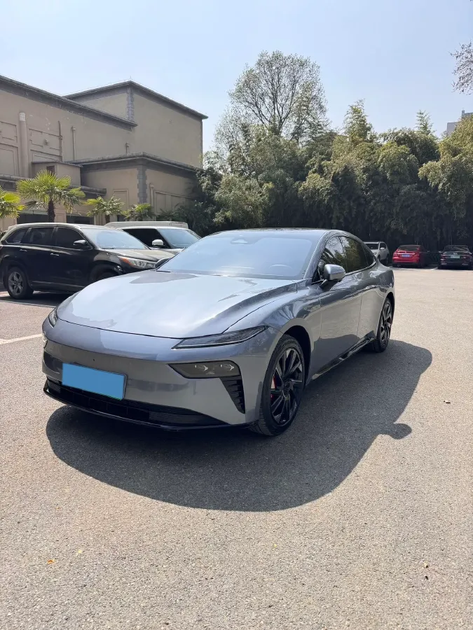 2024 DongFeng eπ eπ007 REEV 105HP REEV 28.4KWH,autocango,china used car exporter,china ev exporter,chinese used car exporter,chinese used ev exporter