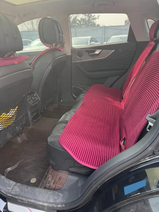 2023 HongQi HS5 2.0T 252HP L4 8AT,autocango,china used car exporter,china ev exporter,chinese used car exporter,chinese used ev exporter