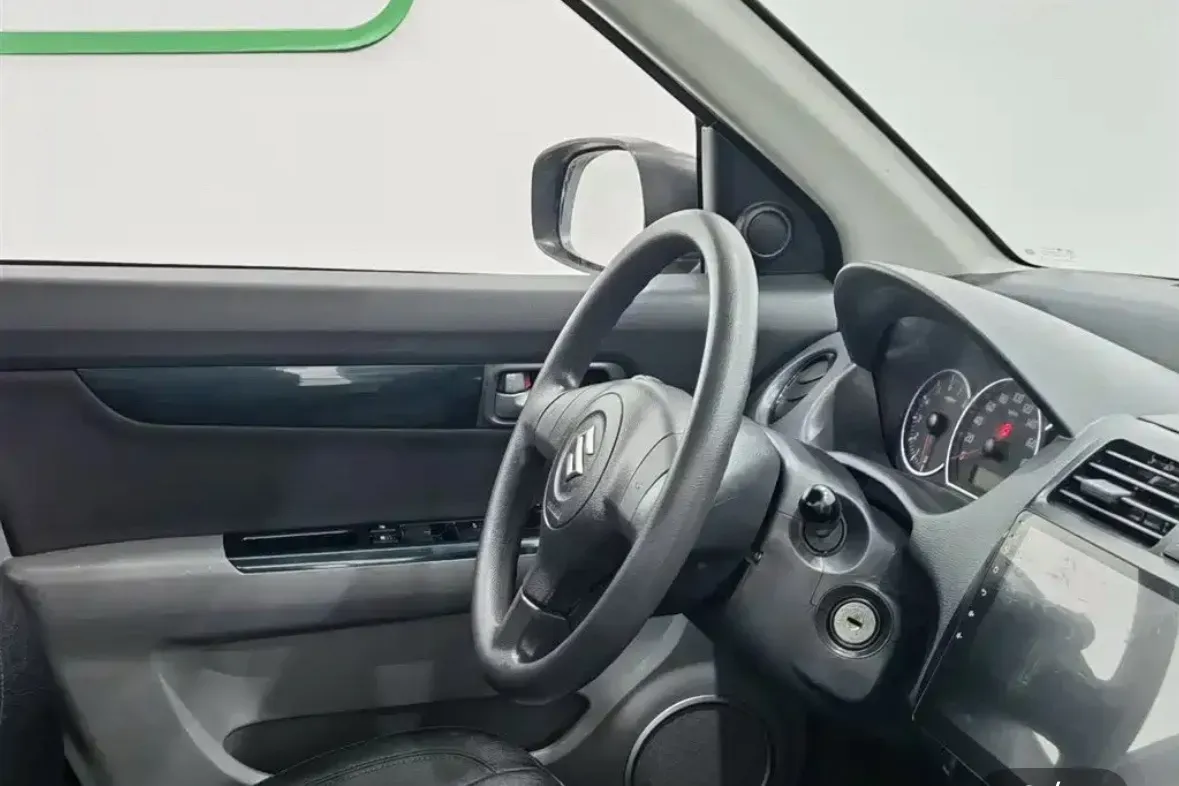 2016 Suzuki Swift 1.5L 103HP L4 4AT,autocango,china used car exporter,china ev exporter,chinese used car exporter,chinese used ev exporter