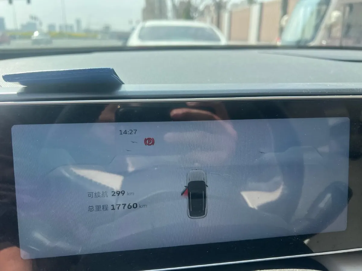 2023 Geely ICON 1.5T 181HP L4 7DCT,autocango,china used car exporter,china ev exporter,chinese used car exporter,chinese used ev exporter