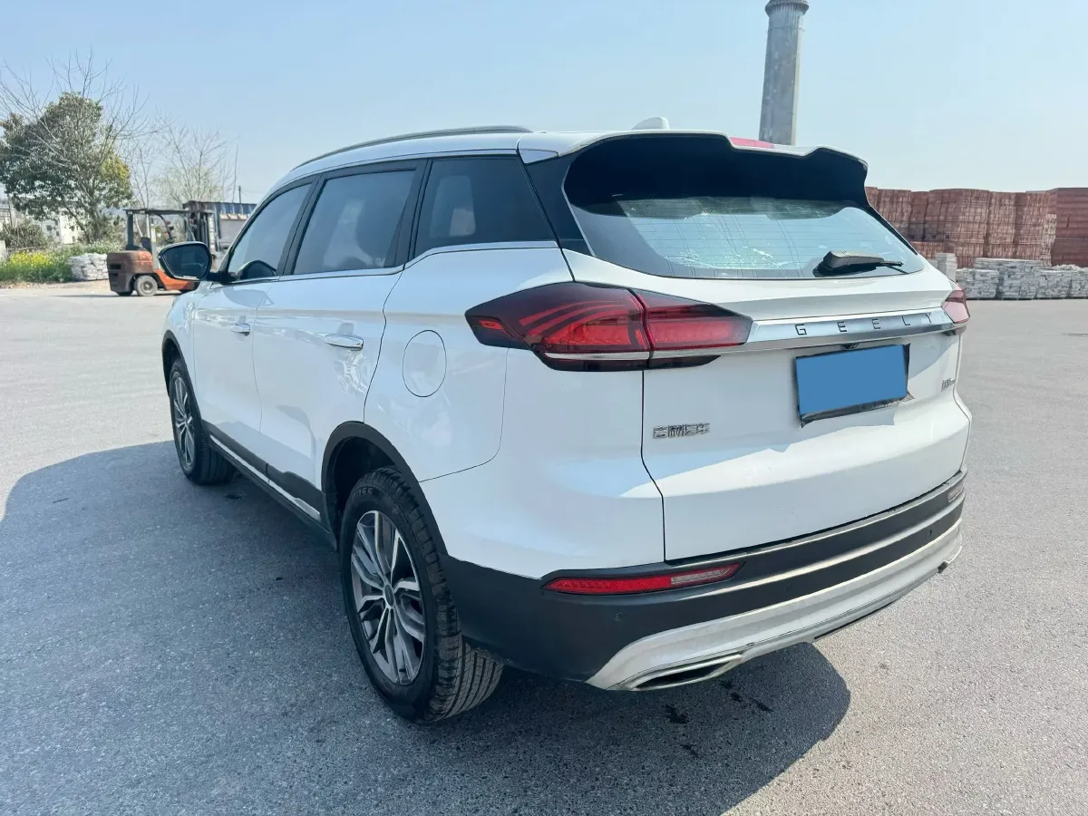 2022 Geely Azkarra 1.8T 184HP L4 7DCT,autocango,china used car exporter,china ev exporter,chinese used car exporter,chinese used ev exporter