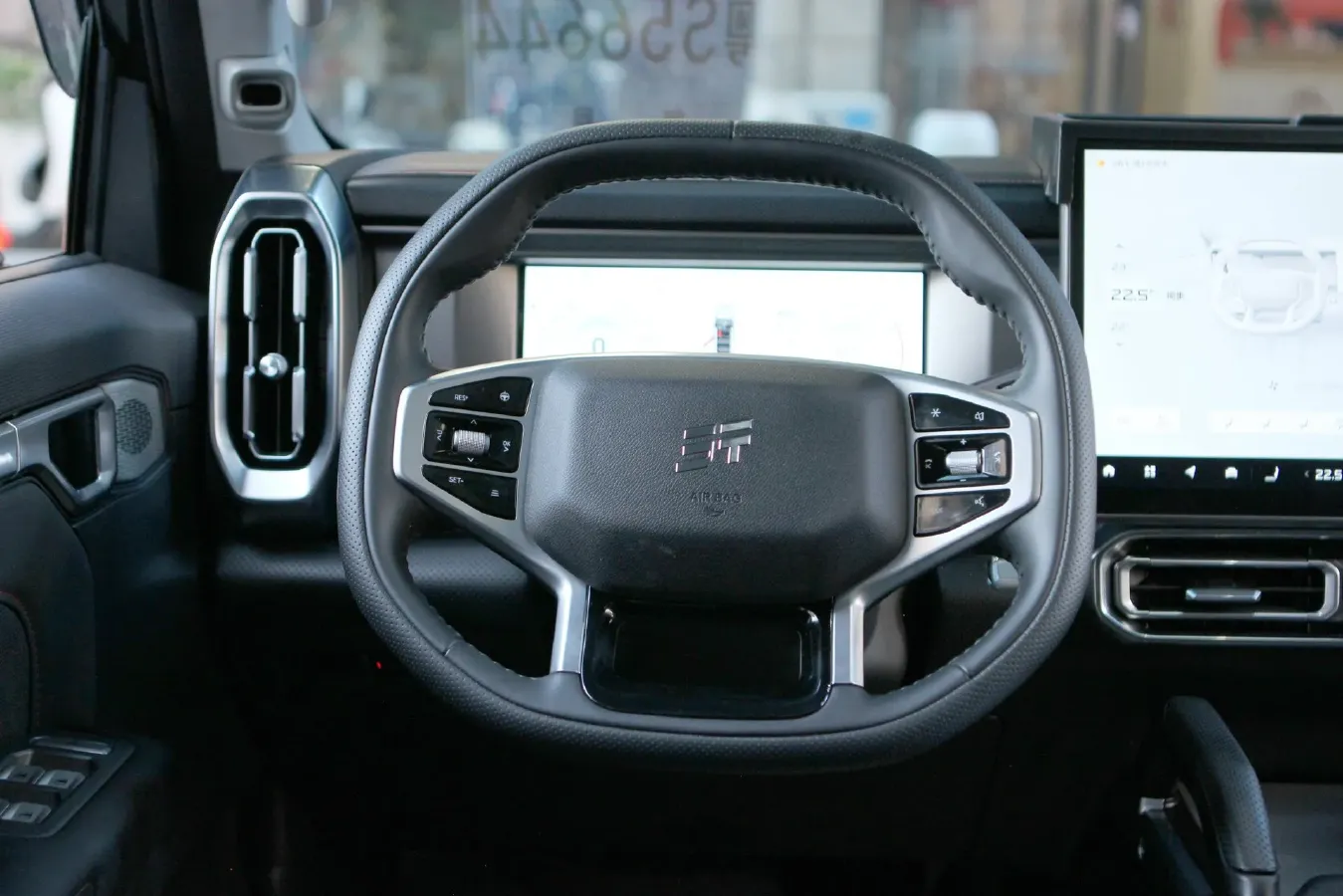 2025 Jetour Traveller 2.0T 254HP L4 8AT,autocango,china used car exporter,china ev exporter,chinese used car exporter,chinese used ev exporter