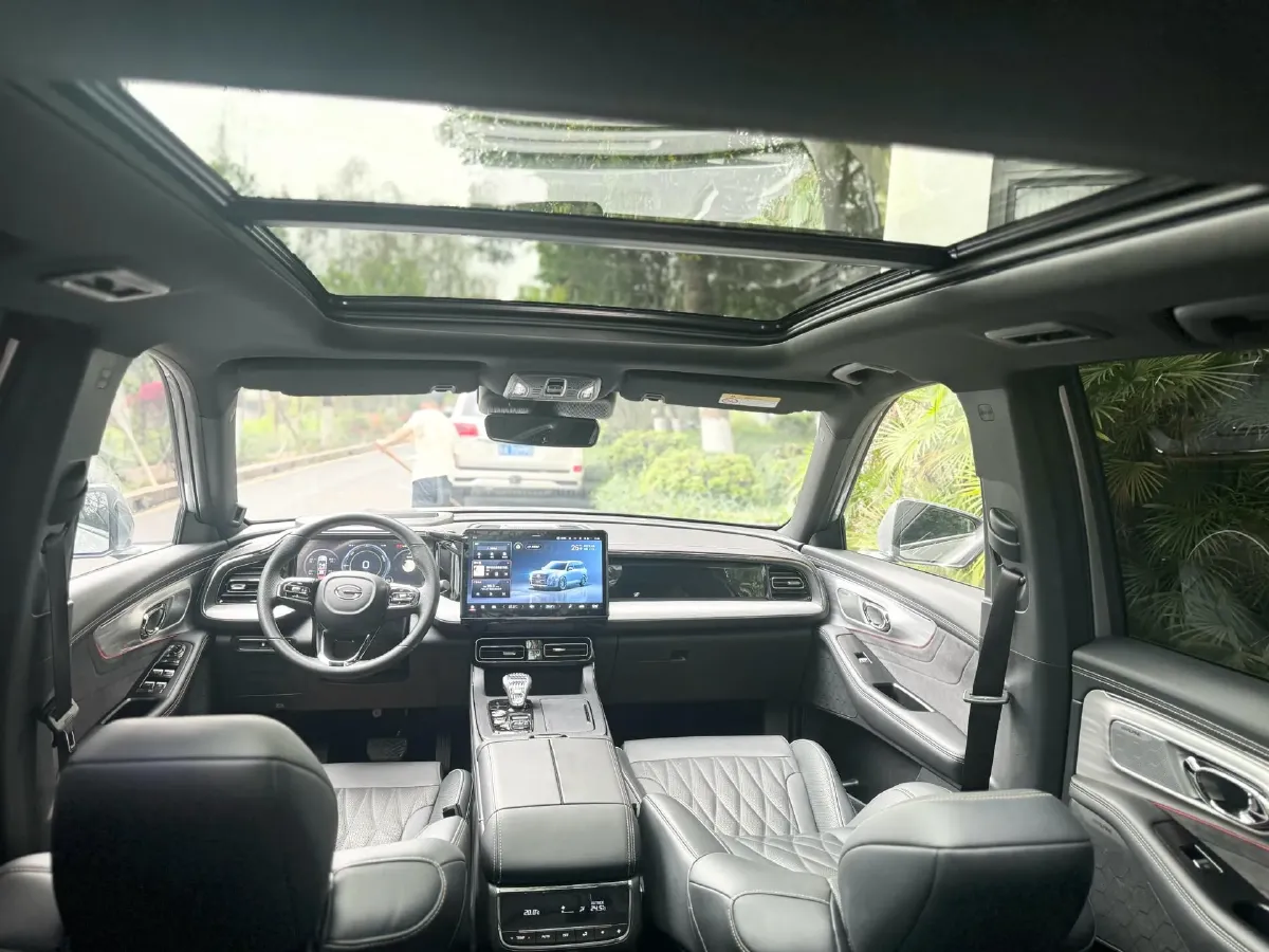 2022 GAC Trumpchi GS8 2.0T 190HP L4 E-CVT Hybrid,autocango,china used car exporter,china ev exporter,chinese used car exporter,chinese used ev exporter