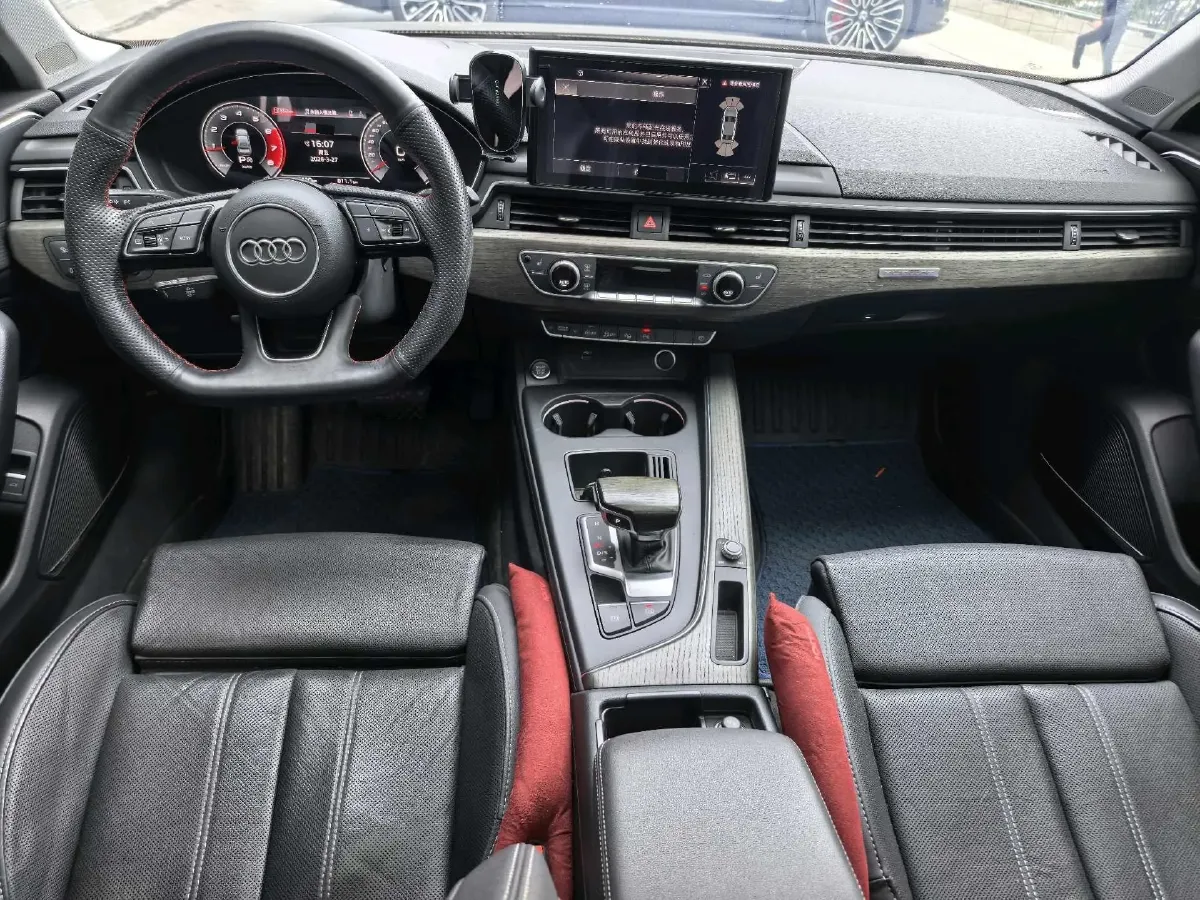 2020 Audi A4L 2.0T 190HP L4 7DCT,autocango,china used car exporter,china ev exporter,chinese used car exporter,chinese used ev exporter