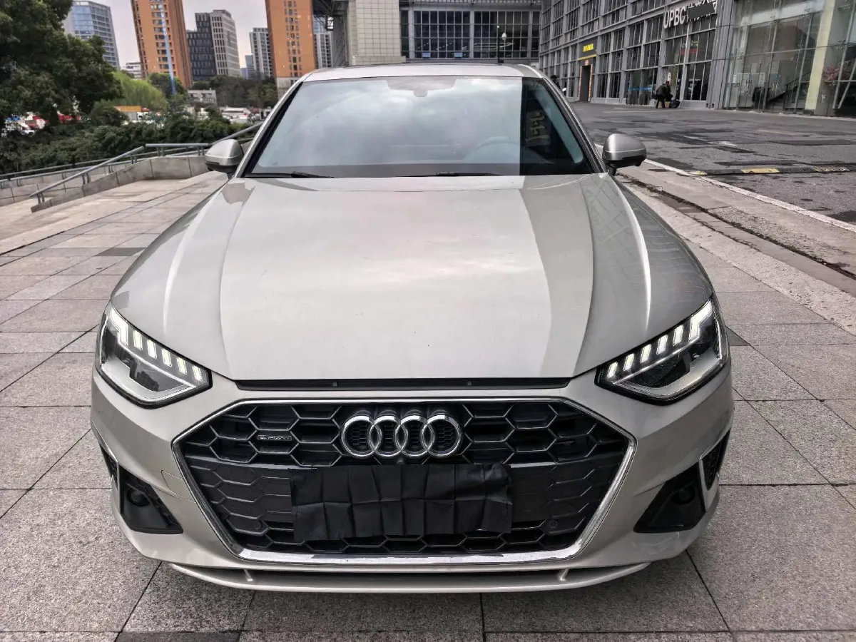 2020 Audi A4L 2.0T 190HP L4 7DCT,autocango,china used car exporter,china ev exporter,chinese used car exporter,chinese used ev exporter