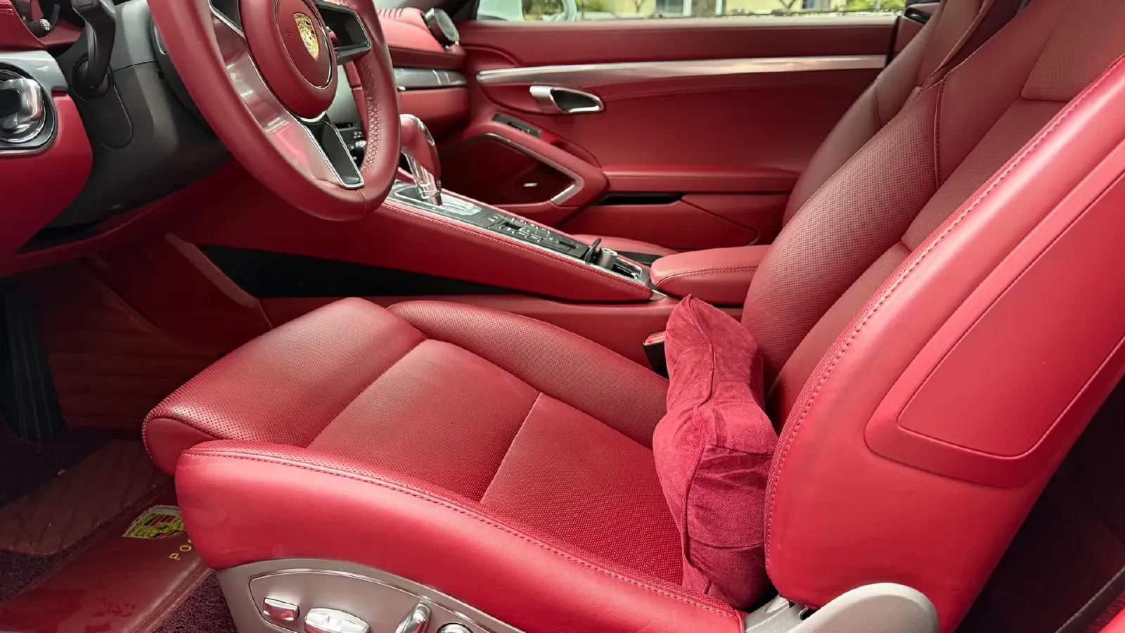 2020 Porsche 718 2.0T 250HP H4 7DCT,autocango,china used car exporter,china ev exporter,chinese used car exporter,chinese used ev exporter