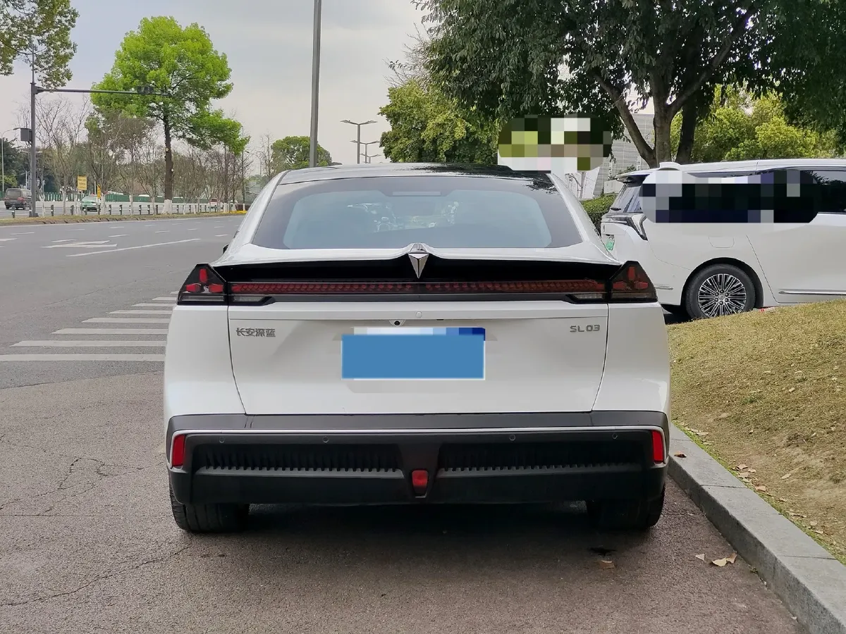 2025 Deepal SL03 BEV 56.1KWH,autocango,china used car exporter,china ev exporter,chinese used car exporter,chinese used ev exporter