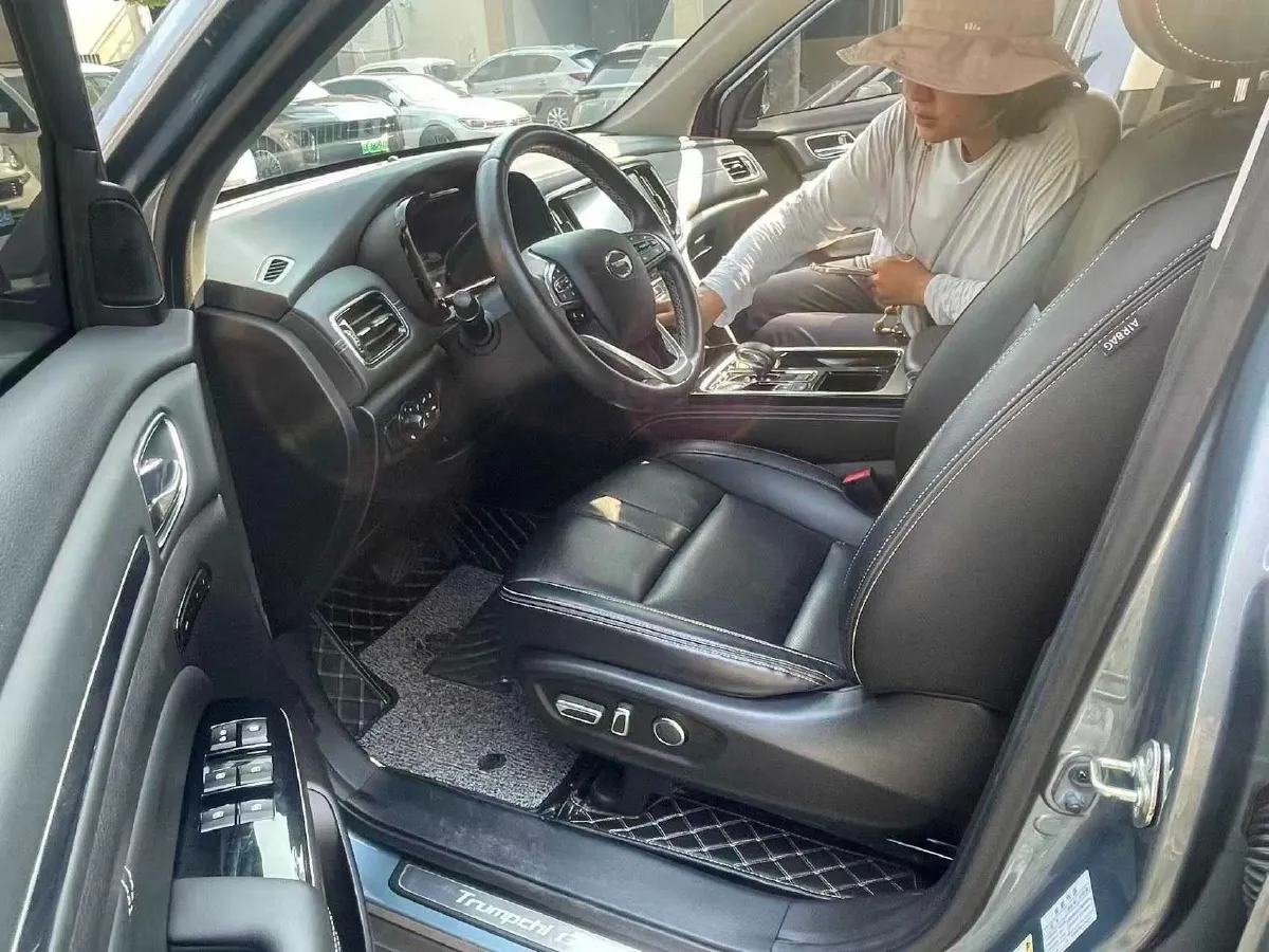 2019 GAC Trumpchi GS8 2.0T 252HP L4 6AT,autocango,china used car exporter,china ev exporter,chinese used car exporter,chinese used ev exporter