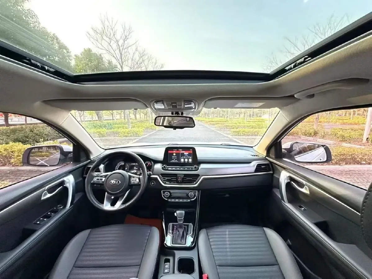 2018 Kia Sportage R 2.0L 160HP L4 6AT,autocango,china used car exporter,china ev exporter,chinese used car exporter,chinese used ev exporter