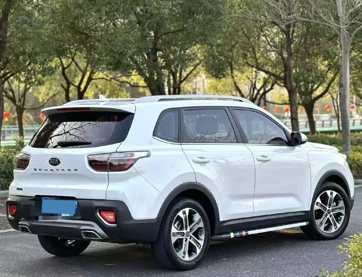 2018 Kia Sportage R 2.0L 160HP L4 6AT,autocango,china used car exporter,china ev exporter,chinese used car exporter,chinese used ev exporter