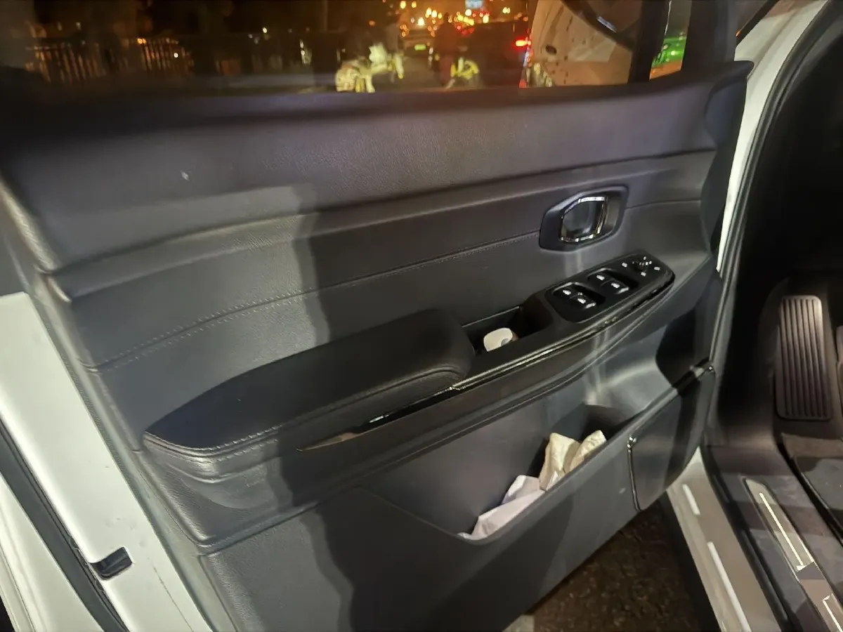 2020 NIO ES8 BEV 70KWH,autocango,china used car exporter,china ev exporter,chinese used car exporter,chinese used ev exporter