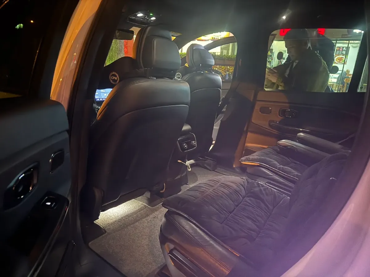 2020 NIO ES8 BEV 70KWH,autocango,china used car exporter,china ev exporter,chinese used car exporter,chinese used ev exporter