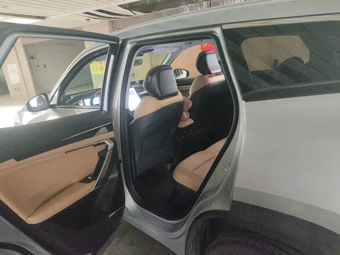 2023 Geely StarRay 2.0T 218HP L4 7DCT,autocango,china used car exporter,china ev exporter,chinese used car exporter,chinese used ev exporter