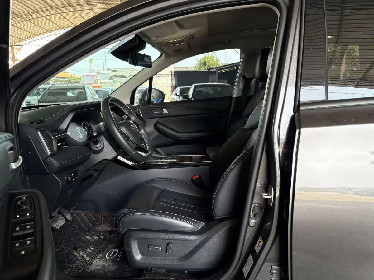 2022 GAC Trumpchi GS4 1.5T 169HP L4 6AT,autocango,china used car exporter,china ev exporter,chinese used car exporter,chinese used ev exporter