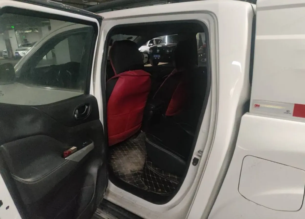 2018 Dongfeng RuiQi 2.5T 140HP L4 6MT,autocango,china used car exporter,china ev exporter,chinese used car exporter,chinese used ev exporter