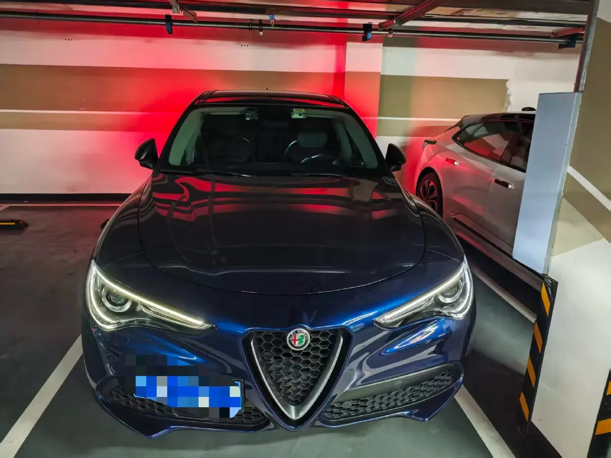 2017 Lexus NX 2.0T 238HP L4 6AT,autocango,china used car exporter,china ev exporter,chinese used car exporter,chinese used ev exporter