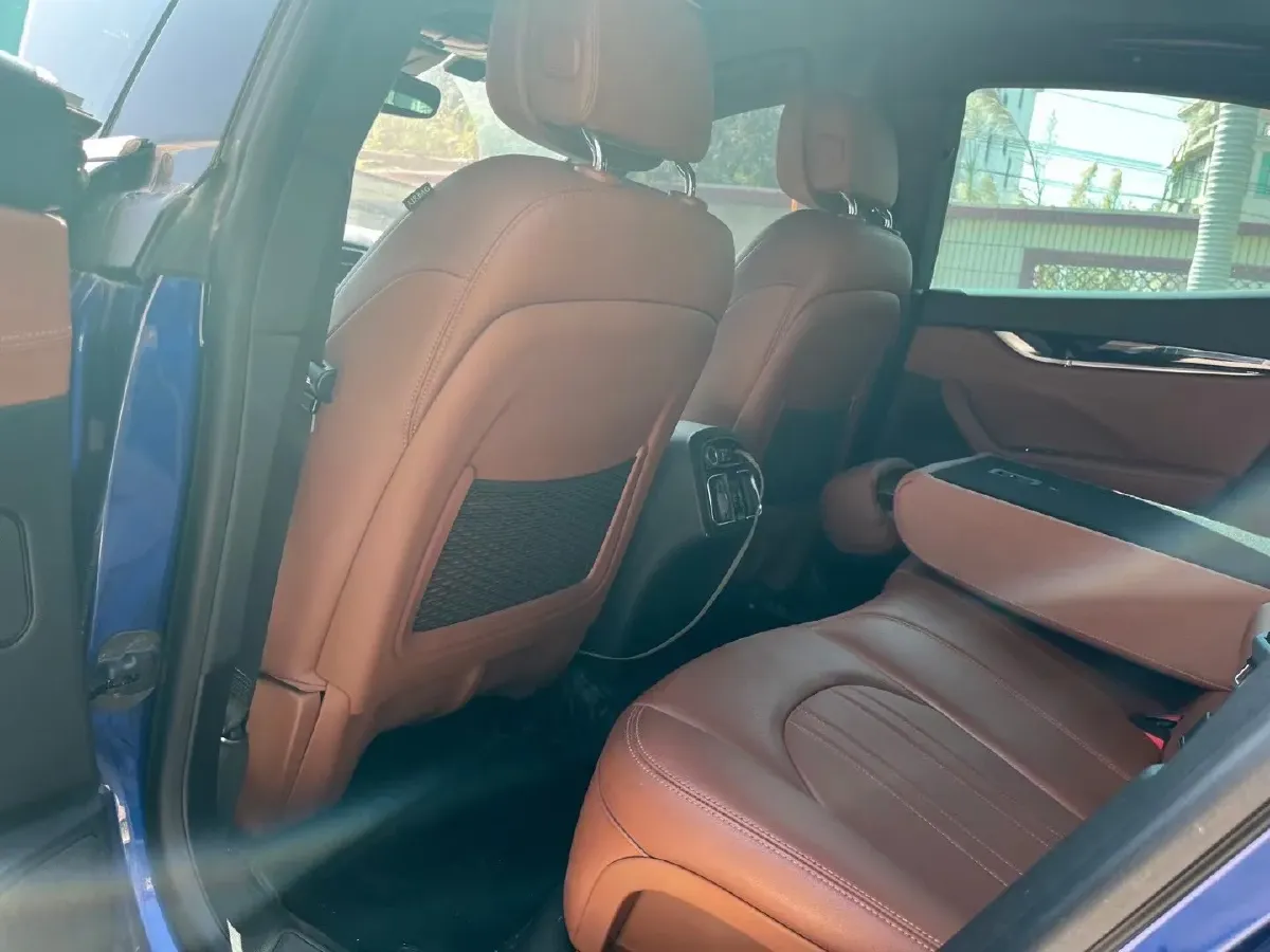 2019 Maserati Levante 3.0T 350HP V6 8AT,autocango,china used car exporter,china ev exporter,chinese used car exporter,chinese used ev exporter