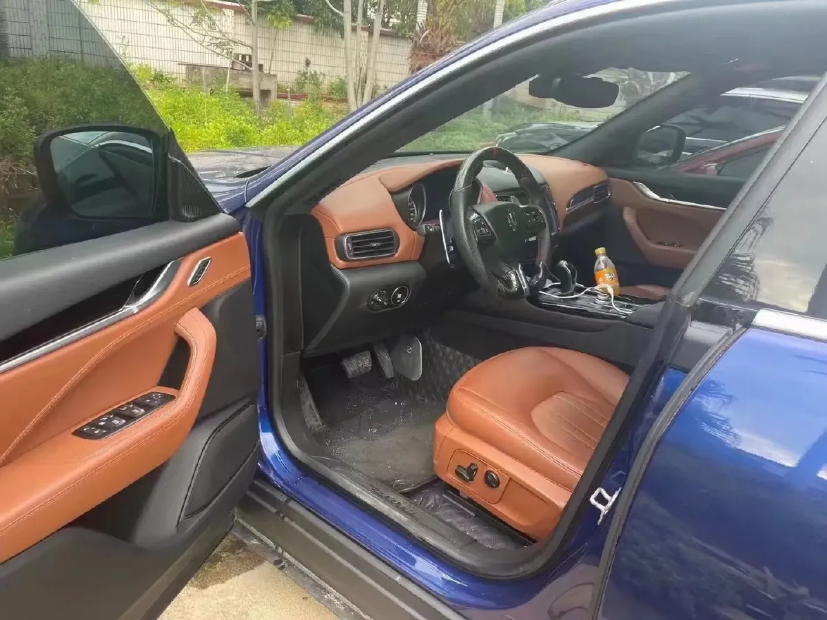 2019 Maserati Levante 3.0T 350HP V6 8AT,autocango,china used car exporter,china ev exporter,chinese used car exporter,chinese used ev exporter