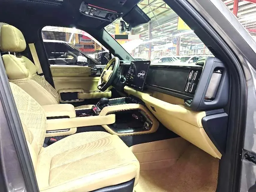 2023 FangChengBao Bao 5 1.5T 194HP L4 E-CVT PHEV 31.8KWH,autocango,china used car exporter,china ev exporter,chinese used car exporter,chinese used ev exporter