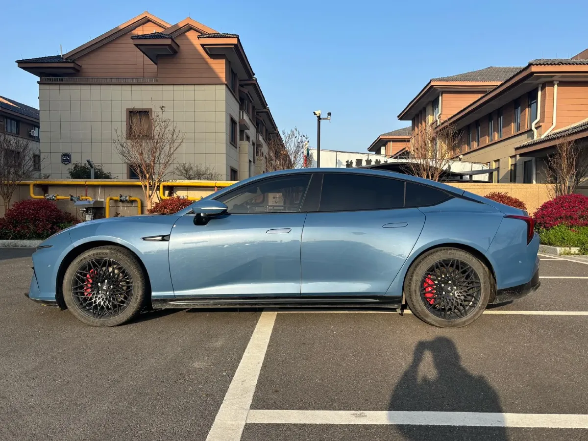 2022 MAXUS D90 Pro 2.0T 218HP L4 8AT,autocango,china used car exporter,china ev exporter,chinese used car exporter,chinese used ev exporter