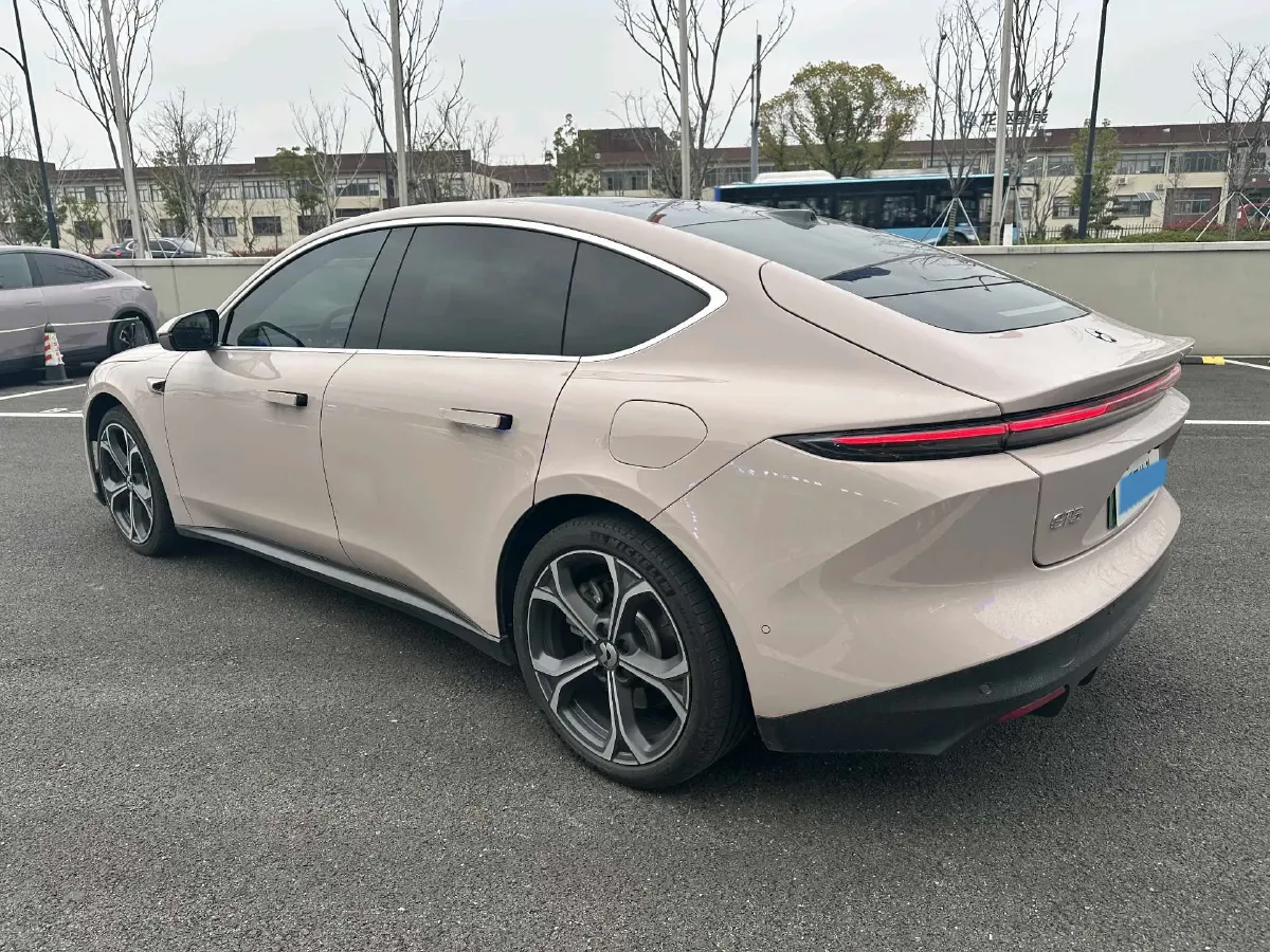 2024 NIO ET5 BEV 75KWH,autocango,china used car exporter,china ev exporter,chinese used car exporter,chinese used ev exporter