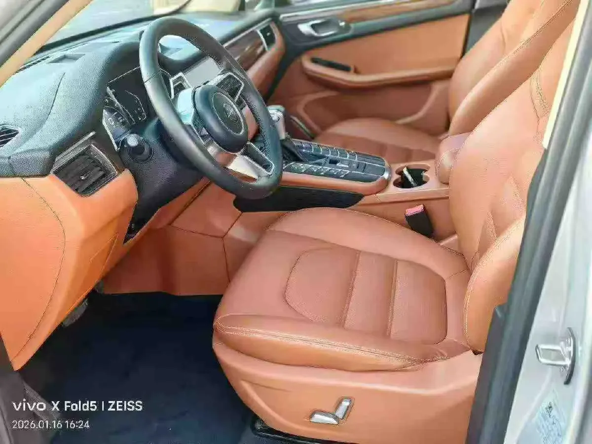 2017 Zotye SR9 2.0T 190HP L4 6DCT,autocango,china used car exporter,china ev exporter,chinese used car exporter,chinese used ev exporter