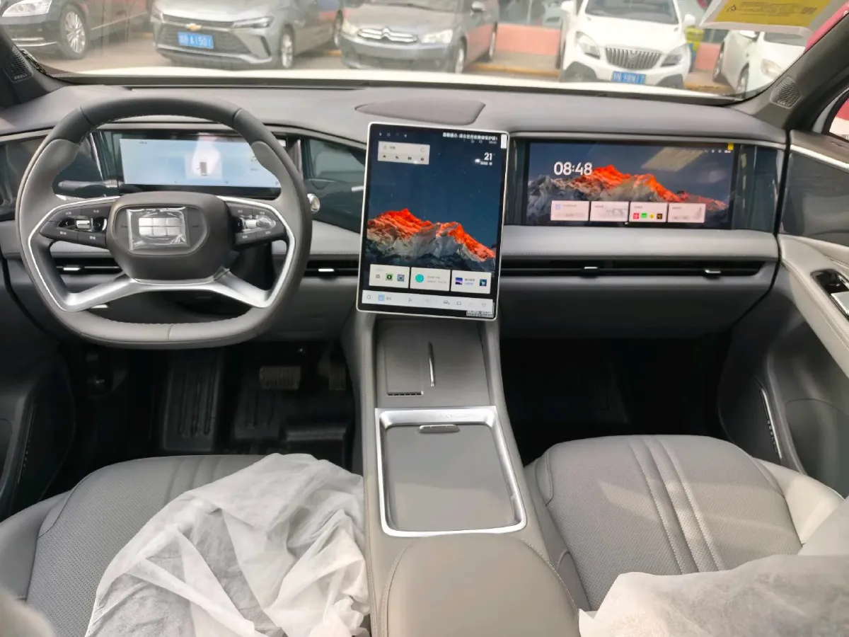 2025 Geely Galaxy L7 1.5L 112HP L4 1DHT PHEV 18.4KWH,autocango,china used car exporter,china ev exporter,chinese used car exporter,chinese used ev exporter