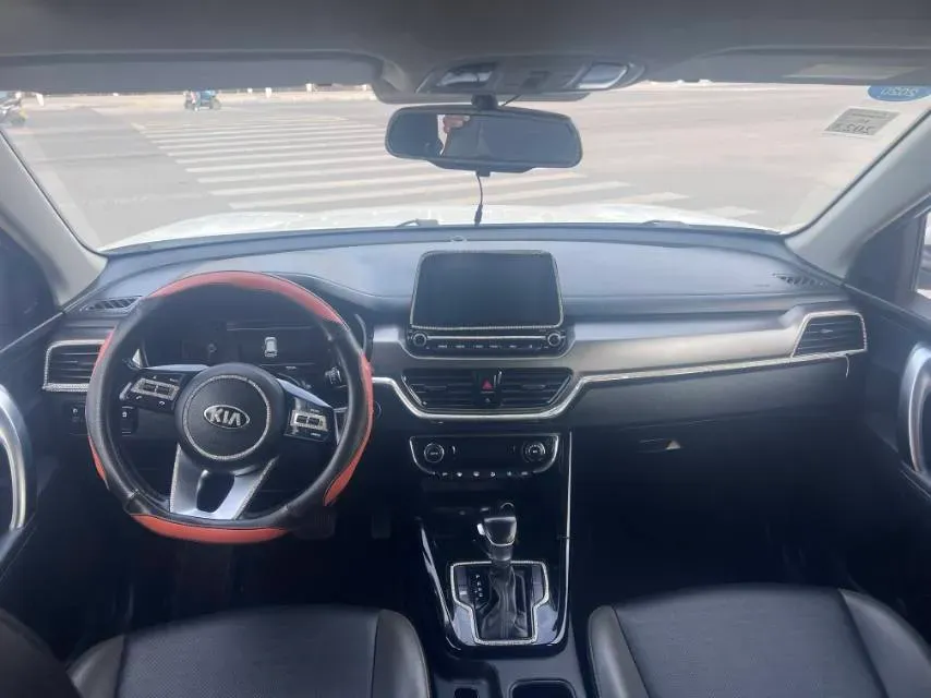 2018 Kia Sportage R 2.0L 160HP L4 6AT,autocango,china used car exporter,china ev exporter,chinese used car exporter,chinese used ev exporter