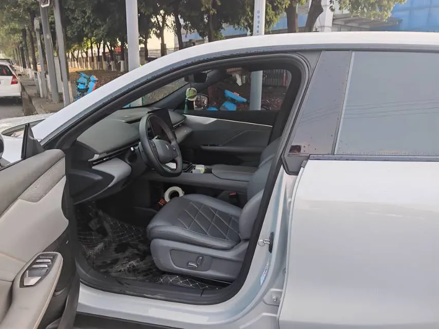 2025 ChangAn QiYuan A07 BEV 56.1KWH,autocango,china used car exporter,china ev exporter,chinese used car exporter,chinese used ev exporter