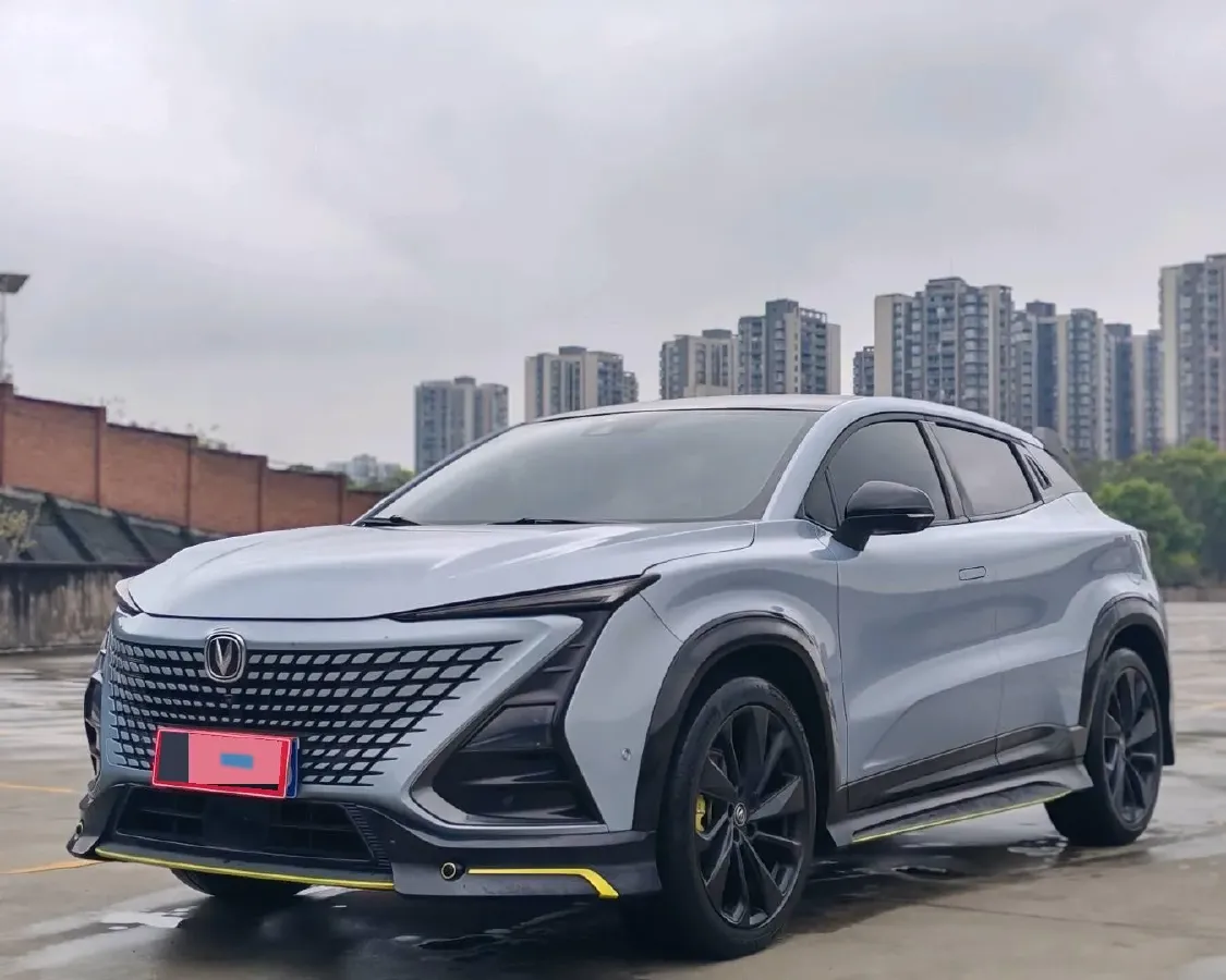 2021 ChangAn UNI-T 1.5T 180HP L4 7DCT,autocango,china used car exporter,china ev exporter,chinese used car exporter,chinese used ev exporter