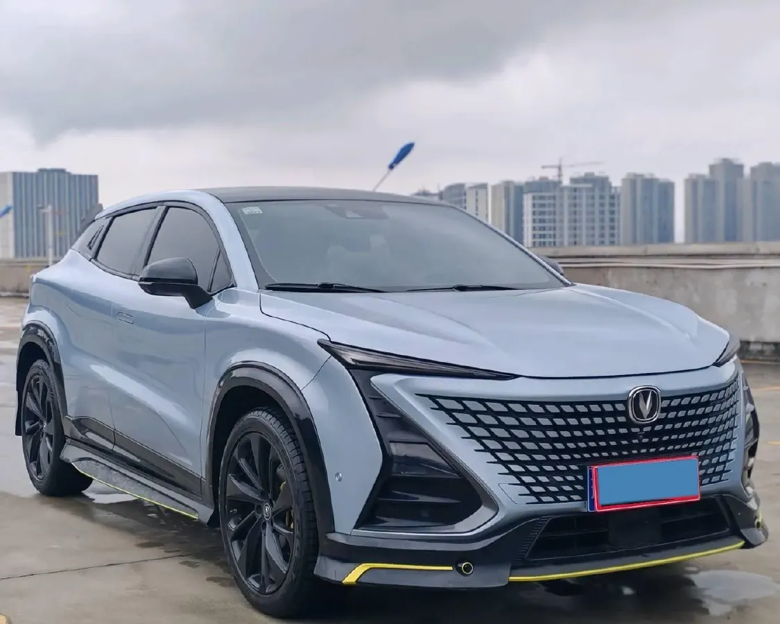 2021 ChangAn UNI-T 1.5T 180HP L4 7DCT,autocango,china used car exporter,china ev exporter,chinese used car exporter,chinese used ev exporter