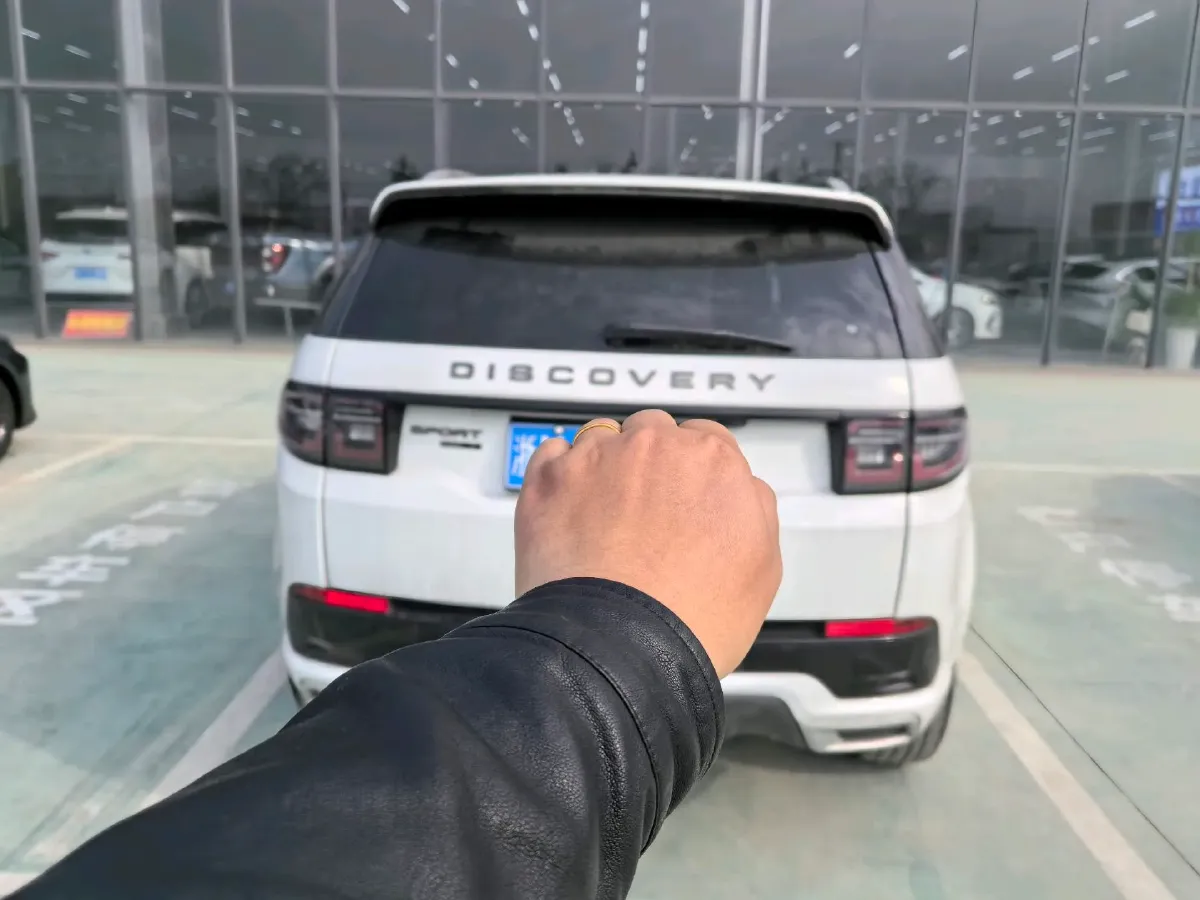2021 Land Rover Discovery Sport 2.0T 249HP L4 9AT,autocango,china used car exporter,china ev exporter,chinese used car exporter,chinese used ev exporter