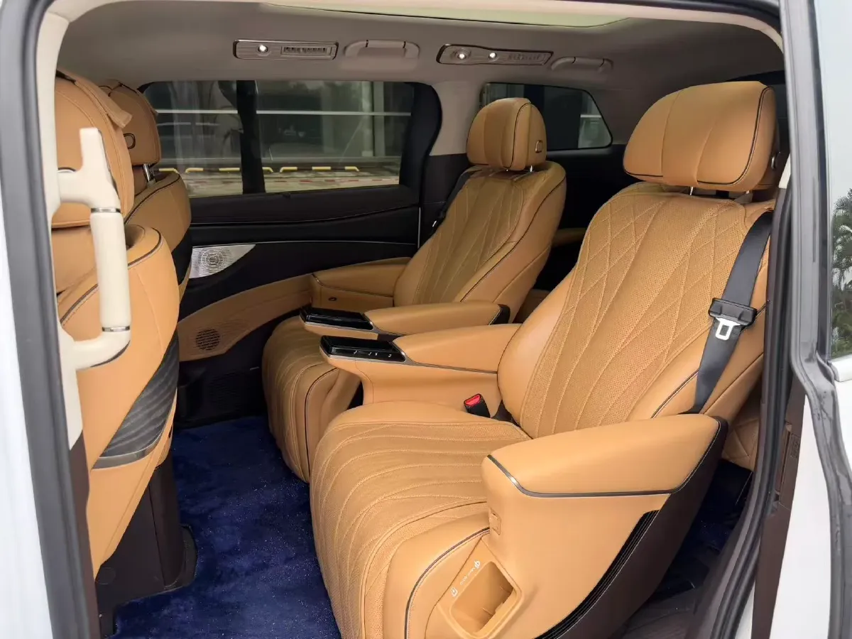 2024 Denza D9 1.5T 139HP L4 E-CVT PHEV 40KWH,autocango,china used car exporter,china ev exporter,chinese used car exporter,chinese used ev exporter