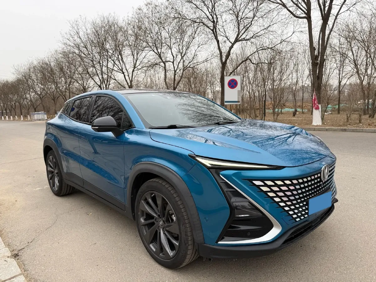 2020 ChangAn UNI-T 1.5T 180HP L4 7DCT,autocango,china used car exporter,china ev exporter,chinese used car exporter,chinese used ev exporter