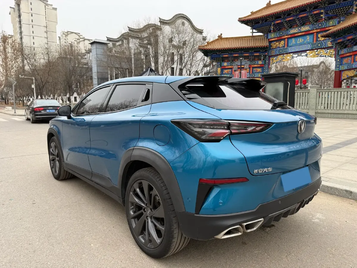 2020 ChangAn UNI-T 1.5T 180HP L4 7DCT,autocango,china used car exporter,china ev exporter,chinese used car exporter,chinese used ev exporter