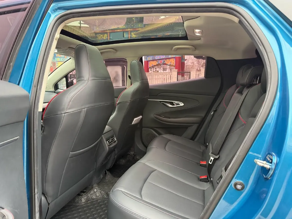 2020 ChangAn UNI-T 1.5T 180HP L4 7DCT,autocango,china used car exporter,china ev exporter,chinese used car exporter,chinese used ev exporter