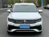 2023 Volkswagen Tiguan L 2.0T 186HP L4 7DCT