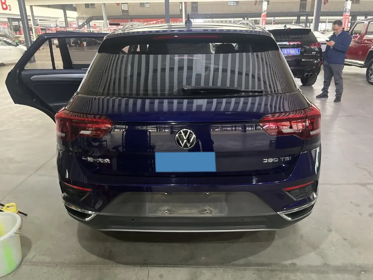 2021 Volkswagen T-Roc 1.4T 150HP L4 7DCT,autocango,china used car exporter,china ev exporter,chinese used car exporter,chinese used ev exporter