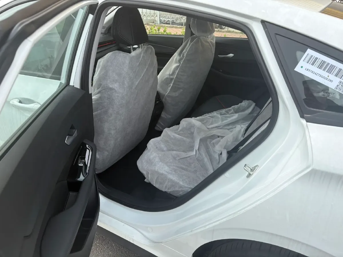 2024 Geely Binray 1.5T 181HP L4 7DCT,autocango,china used car exporter,china ev exporter,chinese used car exporter,chinese used ev exporter