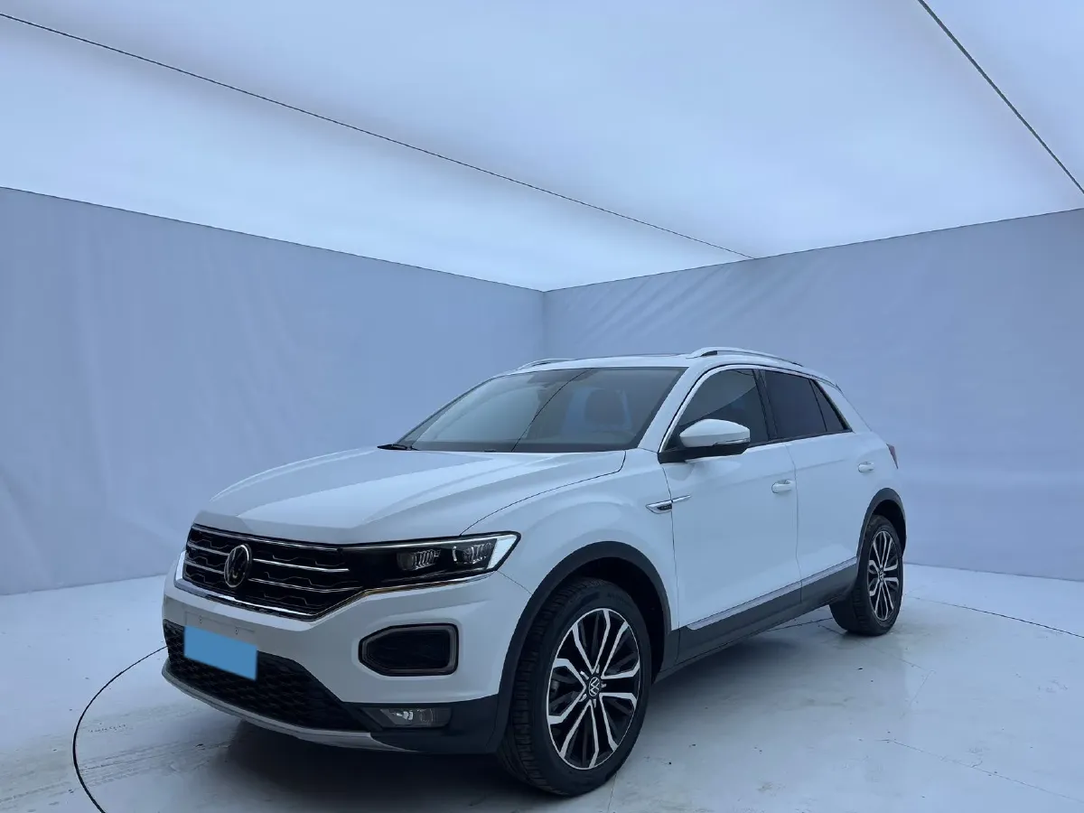 2022 Volkswagen T-Roc 1.4T 150HP L4 7DCT,autocango,china used car exporter,china ev exporter,chinese used car exporter,chinese used ev exporter
