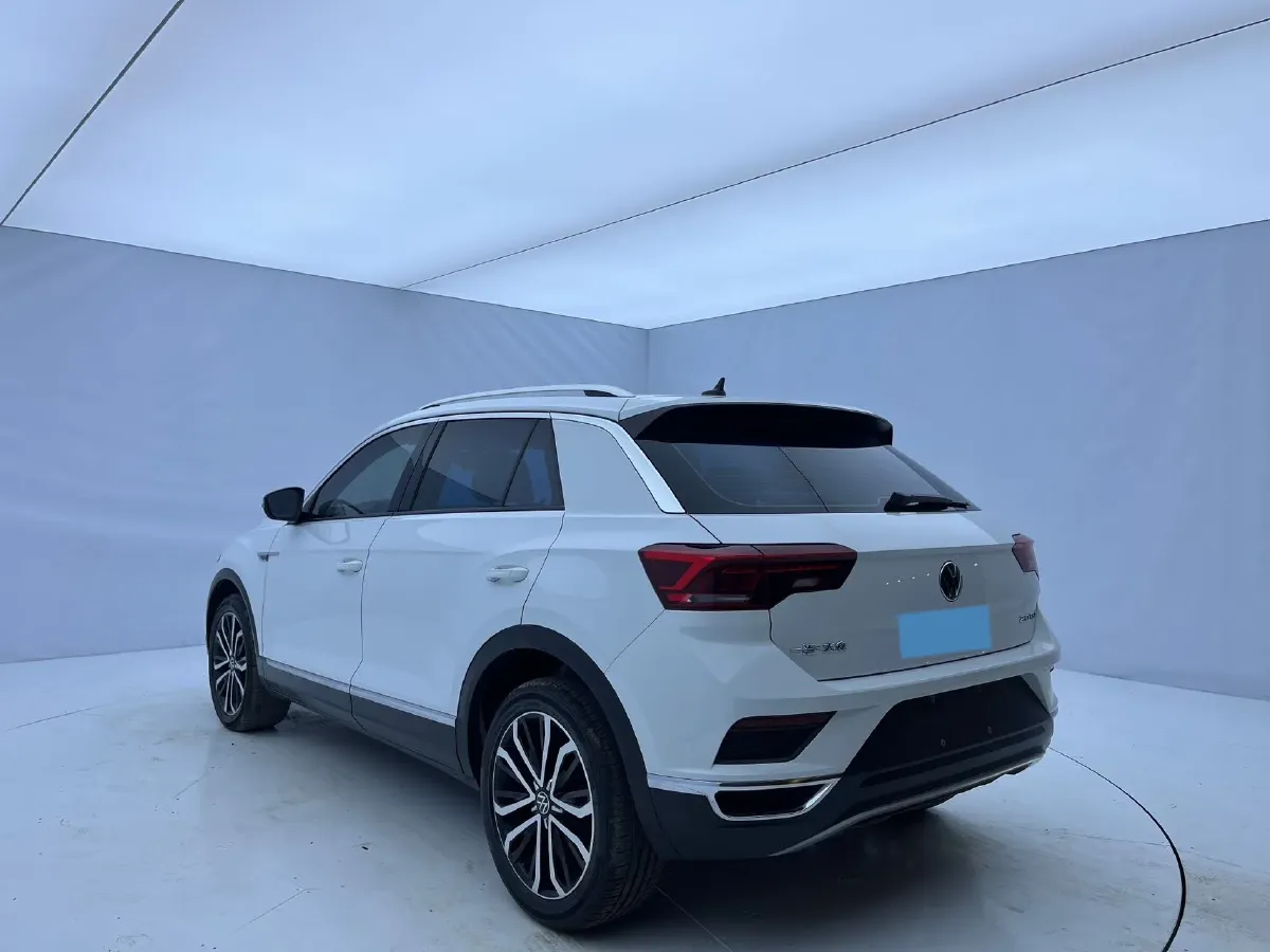 2022 Volkswagen T-Roc 1.4T 150HP L4 7DCT,autocango,china used car exporter,china ev exporter,chinese used car exporter,chinese used ev exporter
